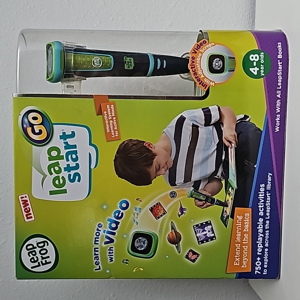 Leap start go. Interactive learning system for kids.